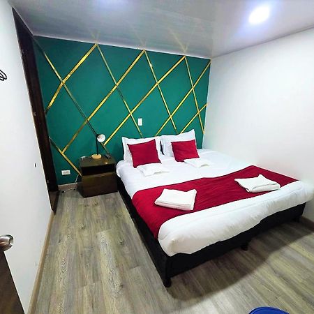Hotel Kristal Ferial Bogotá Eksteriør bilde