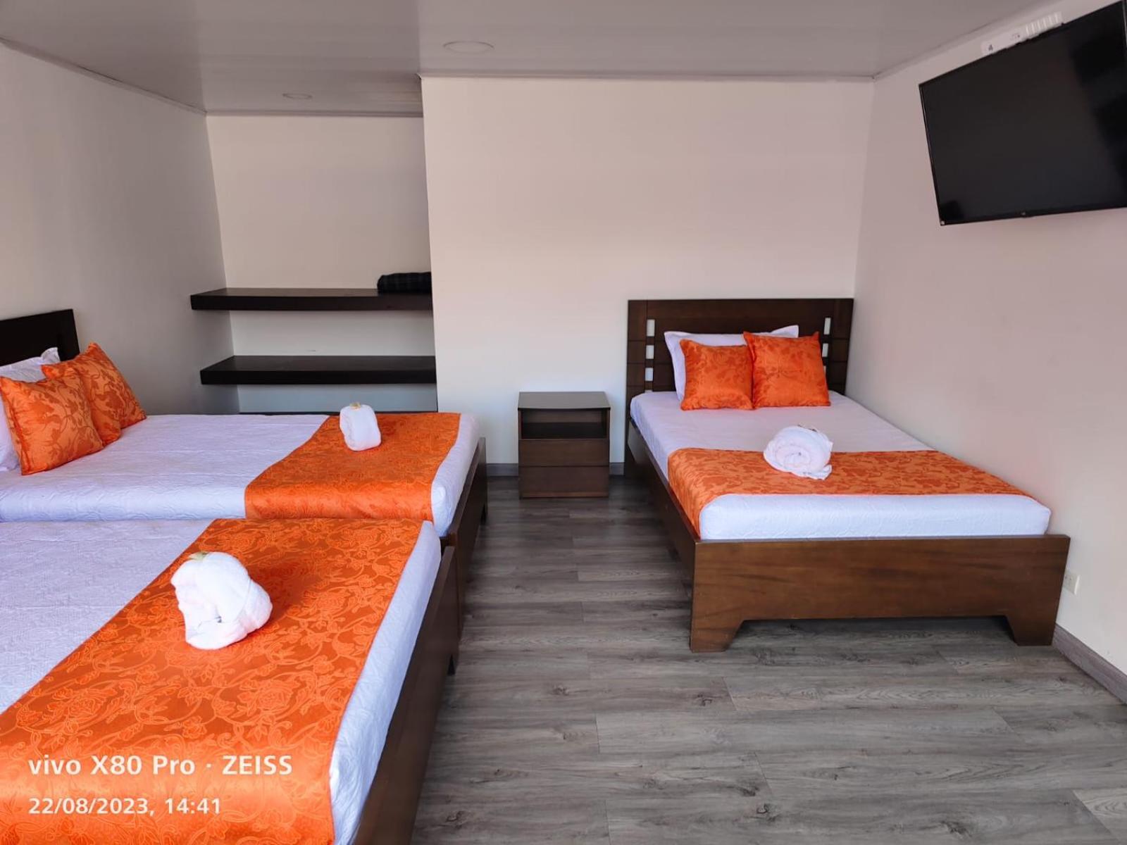 Hotel Kristal Ferial Bogotá Eksteriør bilde