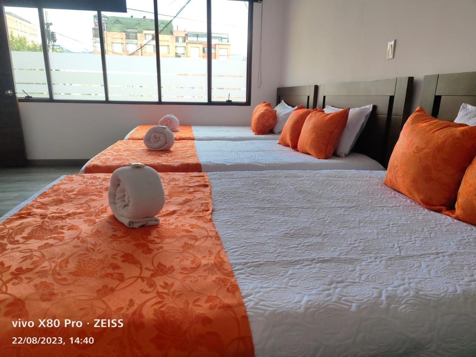 Hotel Kristal Ferial Bogotá Eksteriør bilde